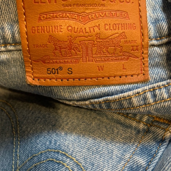 Levi’s 501 Buttonfly Jeans - Picture 8 of 8
